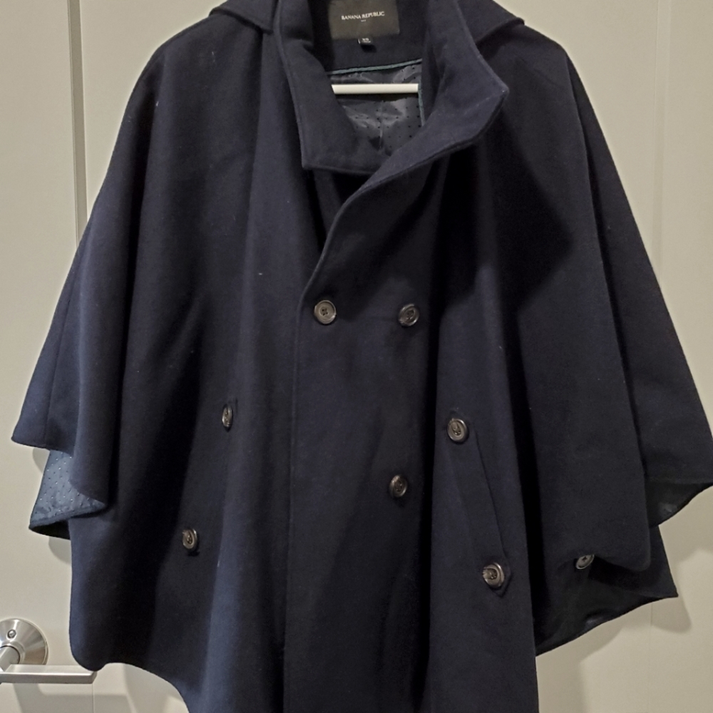 Banana Republic Cape Size xs